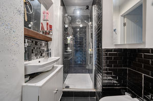 Photo 27- click for photo gallery